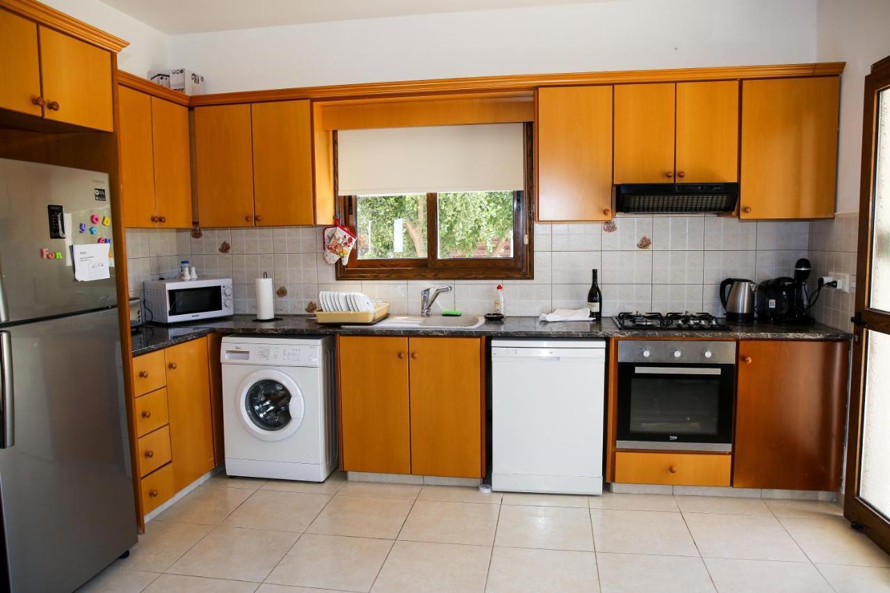Villa Lambriana Peyia Ngoại thất bức ảnh
