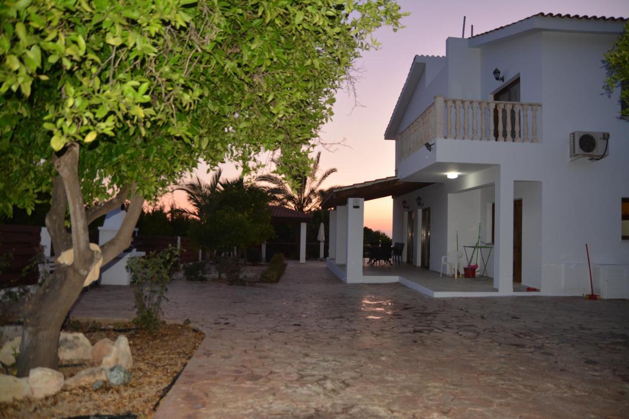 Villa Lambriana Peyia Ngoại thất bức ảnh